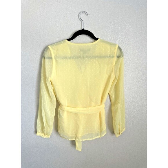 NEW Banana Republic Chiffon Wrap Top Women's Size XXS Banana Pudding Long Sleeve - Picture 2 of 5